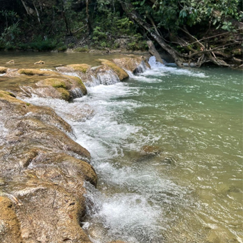 Río y naturaleza en terrenos Monte Plata